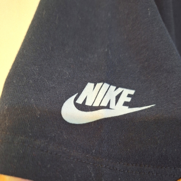 NIKE Air Force 1 medium athletic cut cotton tee shirt black red plaid bottom - Picture 6 of 8